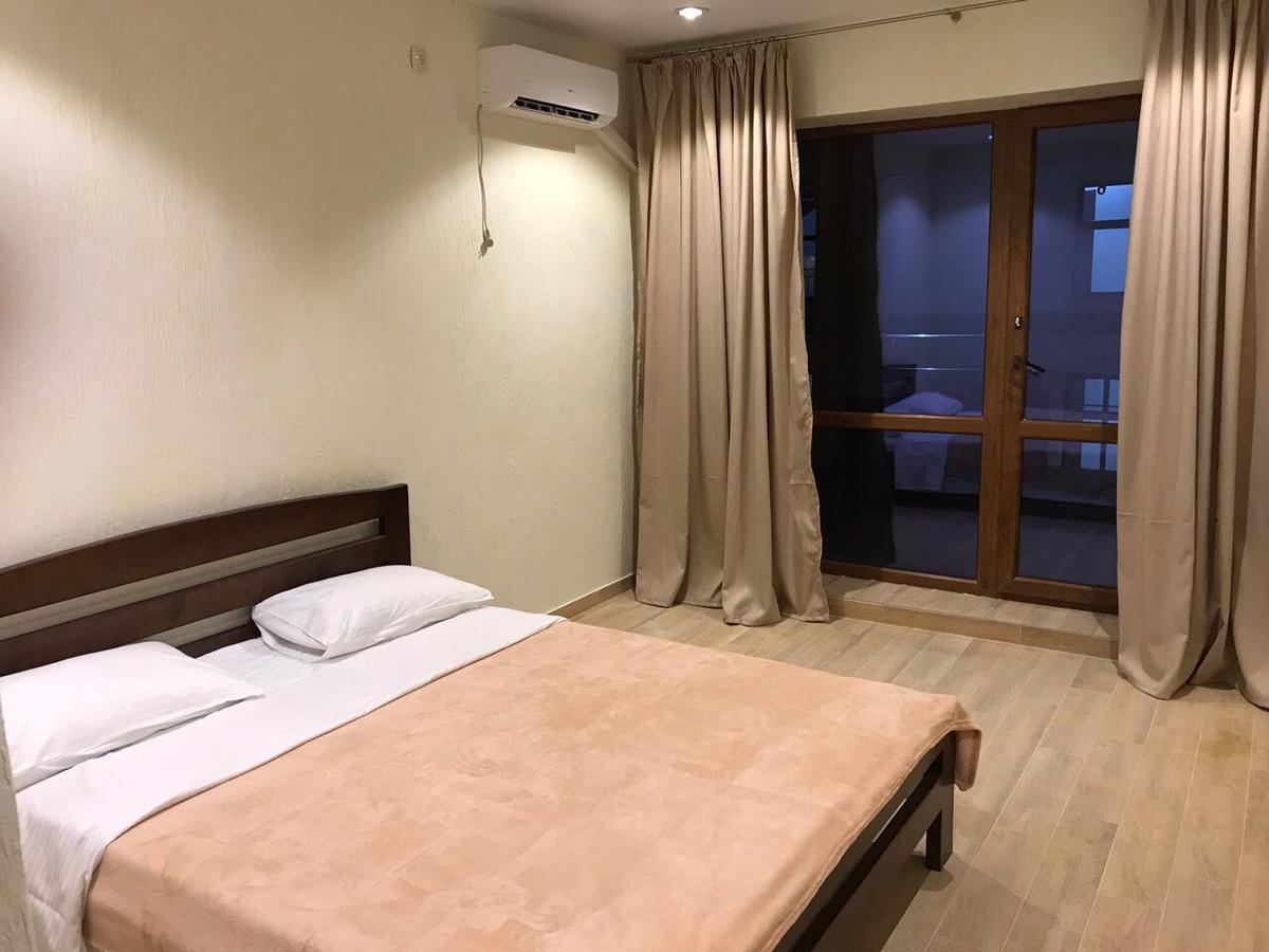 Золотий Лев Hotel ซาโตกา ภายนอก รูปภาพ