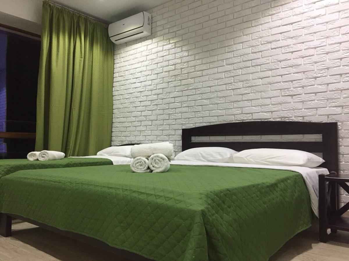 Золотий Лев Hotel ซาโตกา ภายนอก รูปภาพ