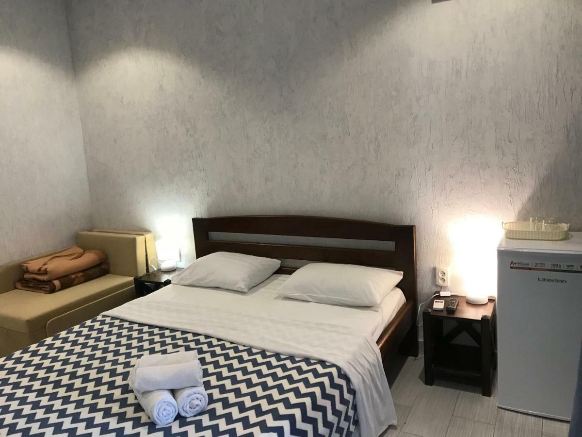 Золотий Лев Hotel ซาโตกา ภายนอก รูปภาพ