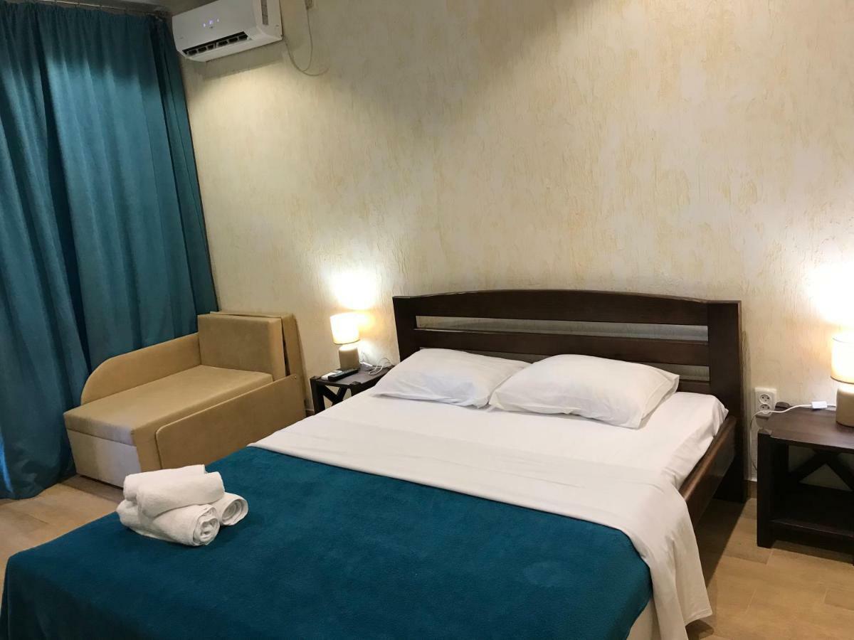 Золотий Лев Hotel ซาโตกา ภายนอก รูปภาพ