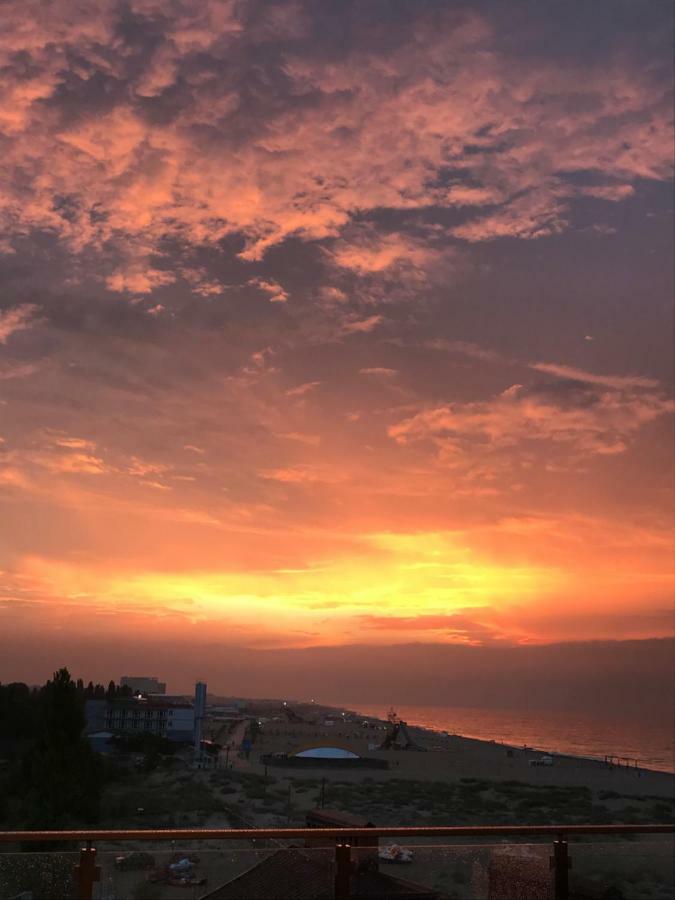 Золотий Лев Hotel ซาโตกา ภายนอก รูปภาพ
